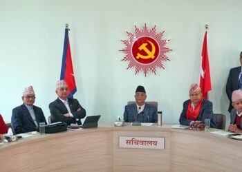 अयाेग्य लडाकुलाई २/२ लाख रुपैयाँ बाँड्ने निर्णय खारेज गर्न एमालेकाे माग