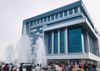 भाटभटेनीमा अत्यधिक भीडभएपछि बन्द