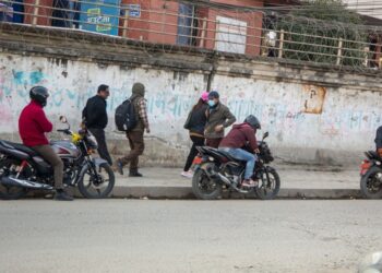 अपराध अनुसन्धानमा चुनौती बनेपछि प्रहरीले नियन्त्रणमा लियो ८३ अफलाइन राइडरलाई