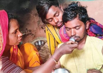 अस्पतालले मृत घोषणा गरेका एक व्यक्ति जीवितै