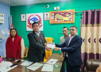 गोलबजार नगरपालिकाले किसानको विद्युत महसुल बुझाइदिएपछि किसान हर्षित