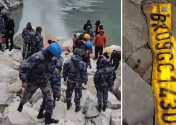 त्रिशूलीमा खसेको जीप निकालियो, मान्छे भटिएनन्