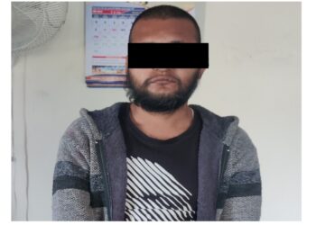 सिरहाबाट ब्राउन सुगरसहित एक युवक फक्राउ