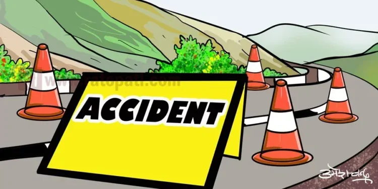 बारामा बस दुर्घटना हुँदा १८ जना घाइते