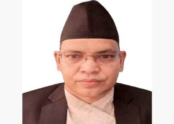 पूर्वन्यायाधीश गिरी जेल चलान