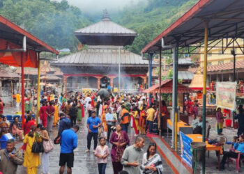 साउनको अन्तिम सोमबार : तस्बिरमा यस्तो देखियो पशुपति