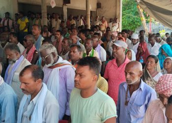 गोलबजार बाट दुईसय जना एमालेमा प्रवेश