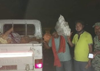 सिरहाको धनगढीबाट ३५० किलो खोटेसल्लाको जरा बरामद