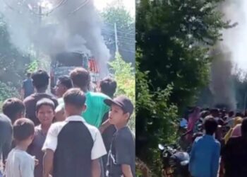 धनुषामा स्कुल बसले ठक्कर दिँदा बालिकाको मृत्यु, स्थानीयले बस जलाए