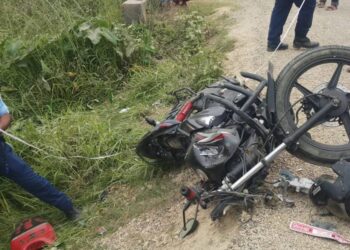 सिरहा सहित छुट्टाछुट्टै सवारी दुर्घटनामा १० जनाको मृत्यु