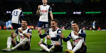 साविक विजेता सीटी टोटनह्यामसँग पराजित, चेल्सी र आर्सनल विजयी