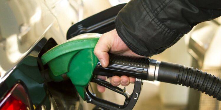 पेट्रोल र हवाई इन्धनको मूल्य बढ्यो