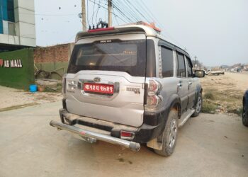 गोलबजारमा दुई दिनदेखि बेवारिसे अवस्थामा रहेको स्कार्पियो,प्रहरी नियन्त्रणमा