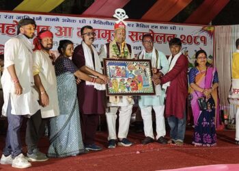 मधेस प्रदेशका मुख्यमन्त्री सतिसकुमार सिंह ‘महामूर्ख’ घोषित