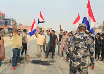 गोलबजारमा राप्रपा अध्यक्ष राजेन्द्र लिङ्देनको पुतला दहन