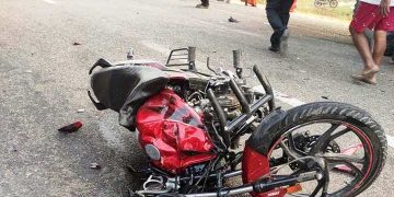 मोटरसाइकल एकापसमा ठक्किदा बाबुछोरासहित तीनको मृत्यु, दुईजना घाइते