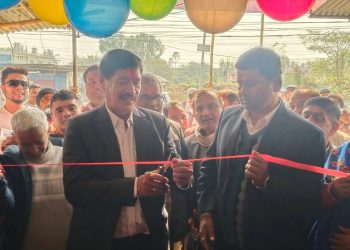 नेकपा एमालेको सिरहामा निर्वाचन सम्पर्क कार्यालय उद्घाटन