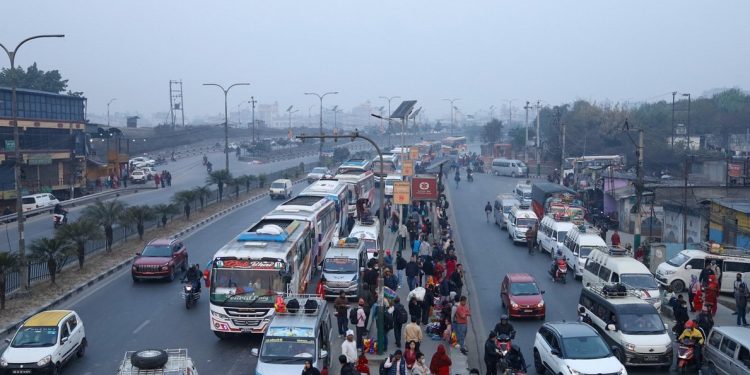 सार्वजनिक सवारीमा जेठ १५ देखि ‘लगेज ट्याग’ अनिवार्य