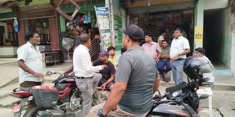 गोलबजारमा कर्फ्यू हटाइयो,सामान्य बन्दै जनजीवन