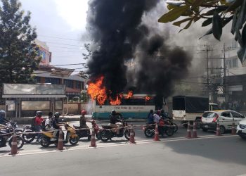 त्रिपुरेश्वर बस आगलागीका गम्भिर घाइते चालक दावा लामाको निधन, घटना अध्यनको लागि छानविन सहिति गठन
